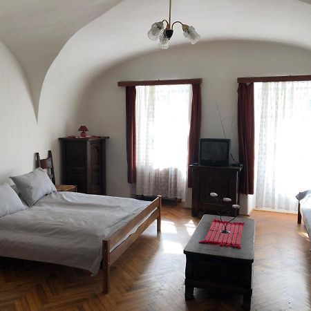 Apartman Becsi Utca Sopron Dış mekan fotoğraf
