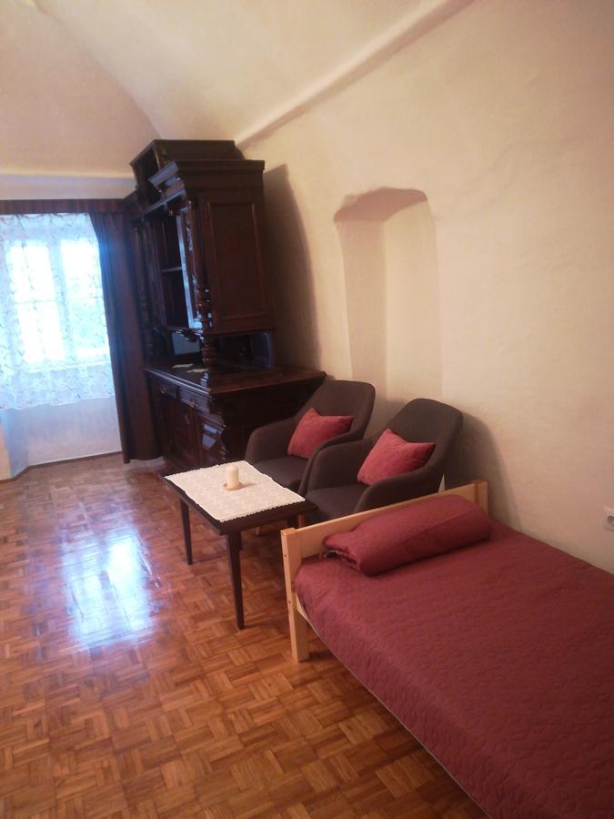 Apartman Becsi Utca Sopron Dış mekan fotoğraf