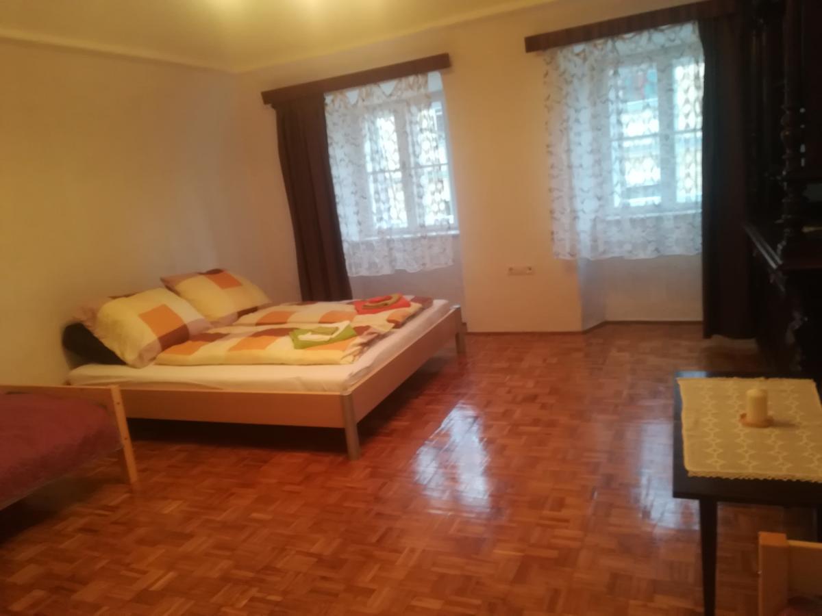 Apartman Becsi Utca Sopron Dış mekan fotoğraf