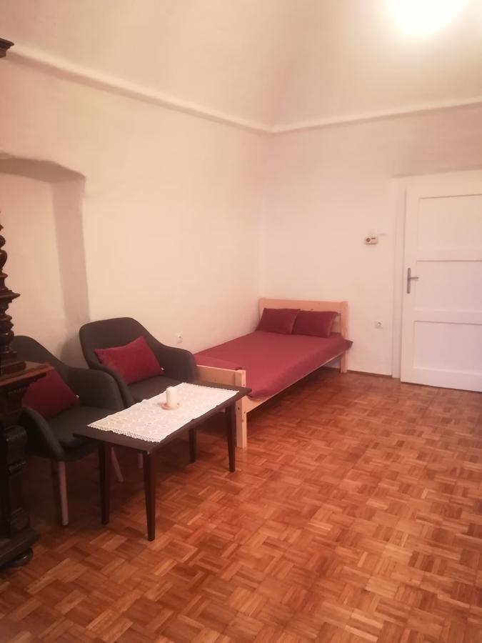 Apartman Becsi Utca Sopron Dış mekan fotoğraf